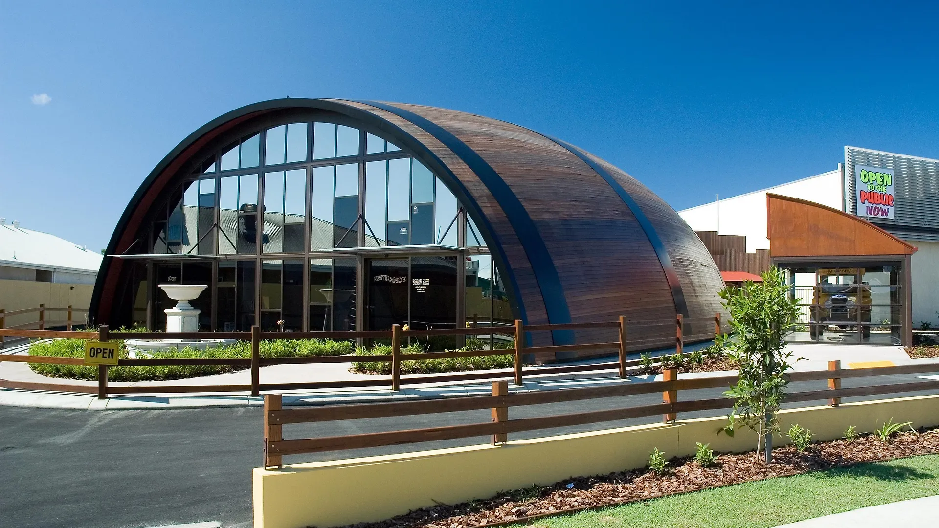 Kellys Beach Resort Bargara