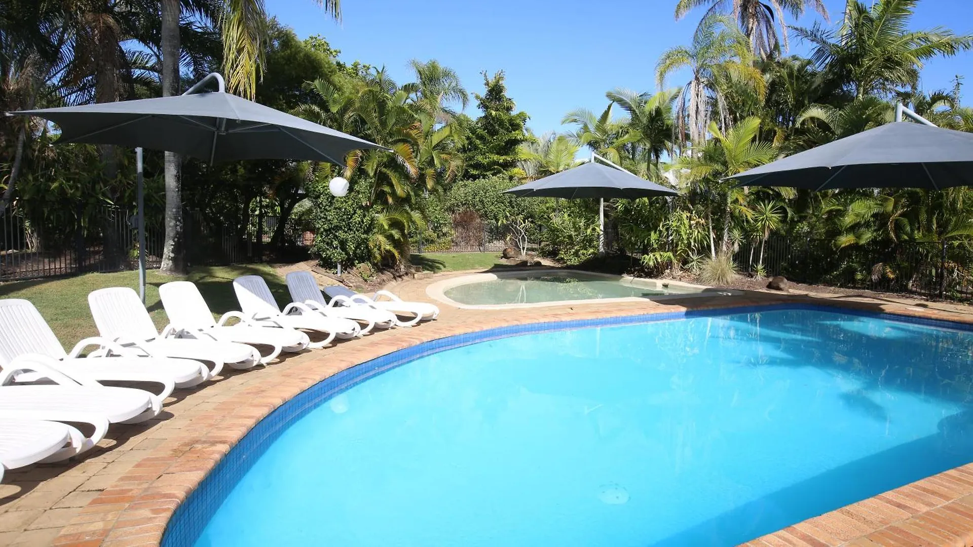 Kellys Beach Resort Bargara