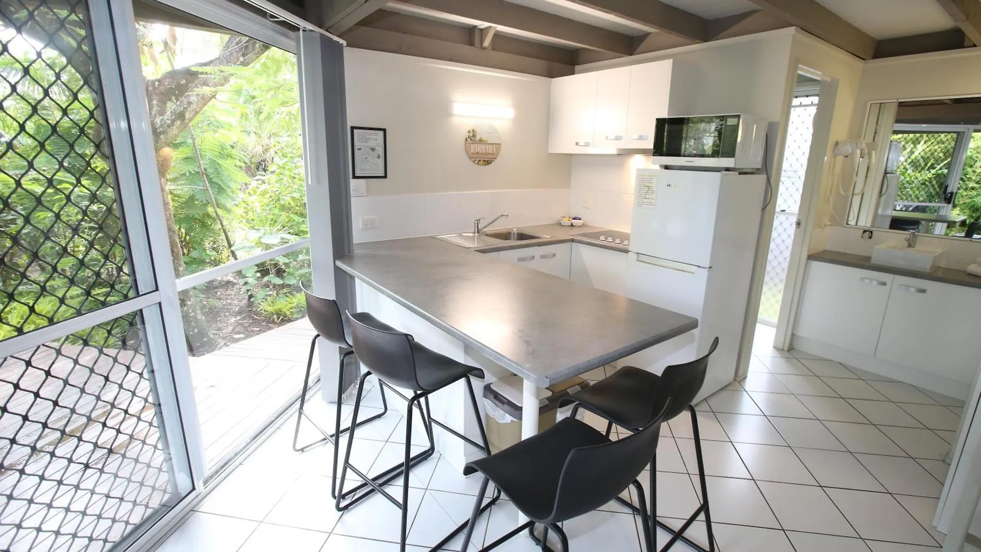 Kellys Beach Resort Bargara